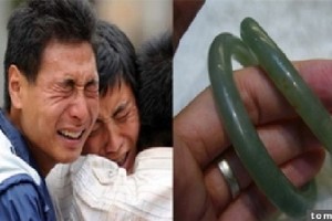 父親留下一對玉鐲給我和哥，但不告訴我們藏在哪，死前，比出手勢讓我們自己去找！找到後帶去鑒定竟被人打得半死不活！幾年後，我和哥大富貴