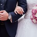 22歲小伙愛上47歲大媽，結婚一年，大媽卻慘不忍睹，尋求離婚