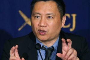 告別台灣王丹將接父母來美照顧