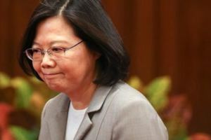 蔡英文砍年金讓警察維安也手軟