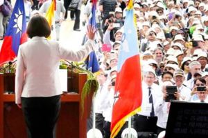 鄭師誠：「謙卑」賞味期只有蔡總統當選那晚