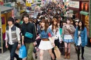 訪日遊客創歷史新高，日本居民連連叫苦：日子快沒法過了！(圖6張)