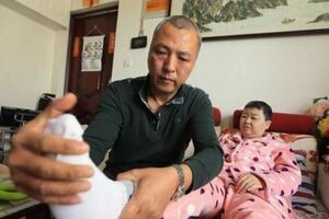 結婚19年妻子病了17年他用不離不棄詮釋「真愛」