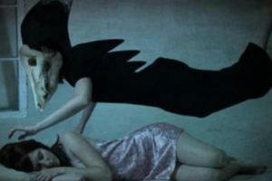 北市女大生自曝「卡到陰」被鬼上了！直到女大生向男友哭訴「被鬼性侵了」整起事件才曝光。原來她！！………