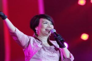 媲美鄧麗君的歌手，曾兩段婚姻，62歲徵婚現仍孤身一人！