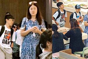 被周潤發稱讚為「最會演戲」港姐的她，如今淪落為路人美貌不在!