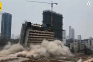 他炸了母校且不違法！網：兒時夢想啊