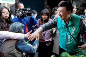 藍營拱韓國瑜選總統 余天：讓給王金平吧