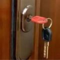 晚上睡前,"鑰匙"一定要插在門鎖上!!可惜很多人不知道這安全小意識『內含視頻』