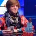 英國小伙18帶10英鎊第一次進賭場就狂贏，22歲成了歐洲賭王