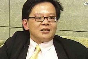 黃創夏批蔡可惡　不敢開記者會卻消費弱勢兒　