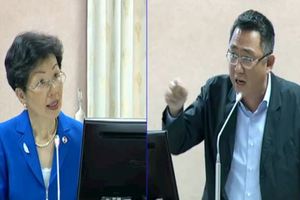 張小月為了民進黨給的官位不提「九二共識」遭楊鎮浯打臉馬英九時期你曾推崇