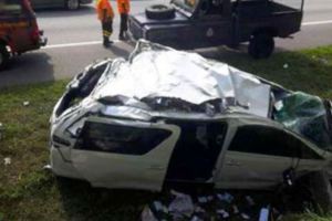 轎車撞豪華休旅車1家8口3屍4命5傷