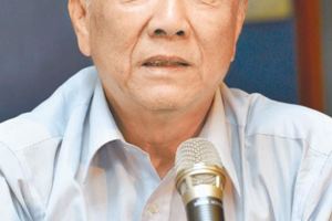 曾志朗：這不是干預什麼是干預