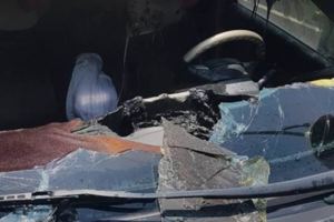 打火機放車內熱到爆燒毀汽車