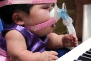 揪心，2歲大的孩子養了17年，病重死後媽媽號啕大哭