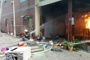 驚！女屋主叫5桶瓦斯當瓦斯行老闆面引爆身亡