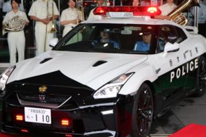 Nissan捐贈「R35GT-R」作為警用巡邏車　這是日本史上最強警車