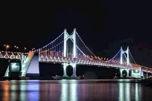 白月光般的存在！韓國這座萬人朝聖的橋，到底美在哪呢