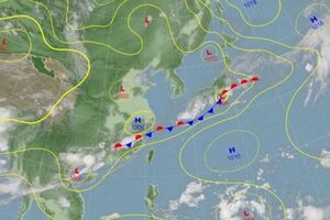 又有颱風！「丹娜絲」最快周一生成路線曝光：周三變天！