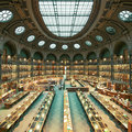 法國攝影師帶你領略世界上最美的圖書館，聖潔輝煌的場景讓你彷若置身天堂。