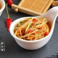 在家做-酸辣豆芽蕎麥麵