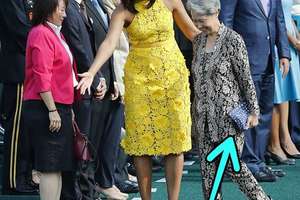 新加坡總理夫人出訪白宮「只拿470元的手拿包」，殊不知包包背後竟然有這麼一個故事…