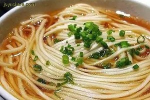 「麵條」怎麼煮更好吃？記住這12個不起眼的小技巧，讓你吃到一碗此生未有的滋味！