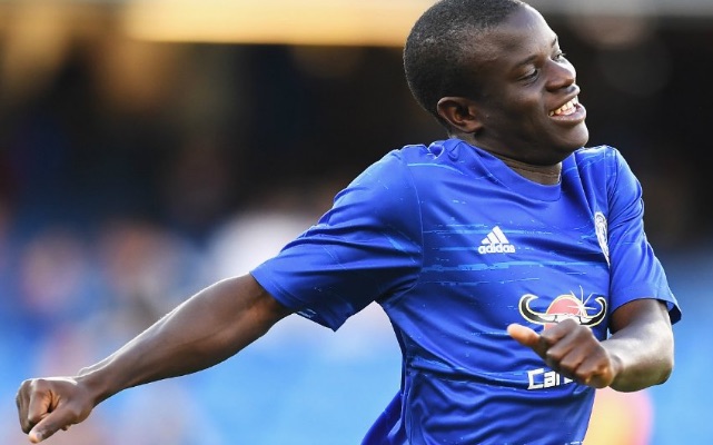 NGolo-Kante-in-Chelsea-training-kit.jpg