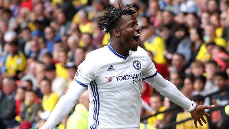 premier-league-football-michy-batshuayi-celebrating-chelsea_3768894.jpg