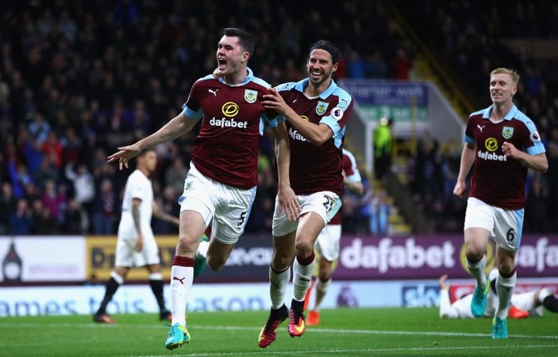 Michael-Keane-celebrates-his-goal-against-Watford-September-2016.jpg