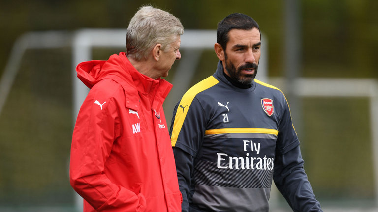 skysports-arsene-wenger-robert-pires-arsenal-training_3969432.jpg