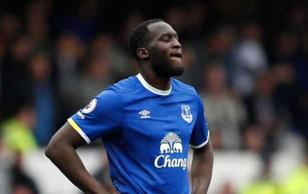 Evertons-Romelu-Lukaku-looks-dejected.jpg