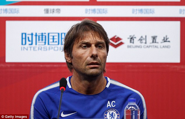 428C1FF500000578-4717626-Conte_spoke_to_the_media_about_Costa_ahead_of_their_pre_season_f-a-26_1500638249557.jpg