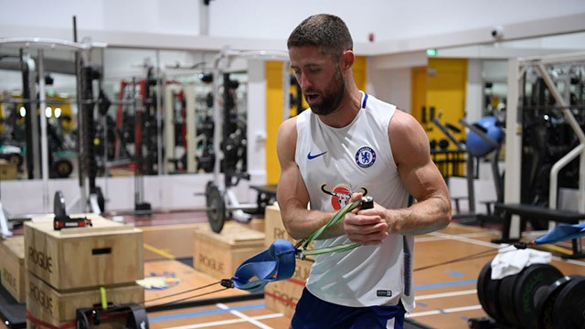 the-work-behind---gary-cahill.img.png