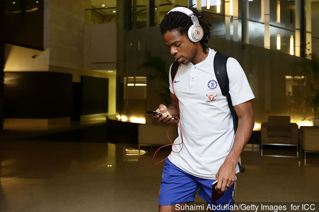 loic_remy_of_chelsea_fc_arrives_at_jet_quay_private_terminal_ahe_531414.jpg