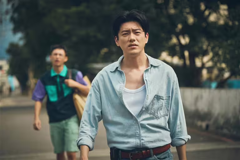 《成功路上》李程彬化身戀愛軍師。（圖／ 華視、公視台語台提供）