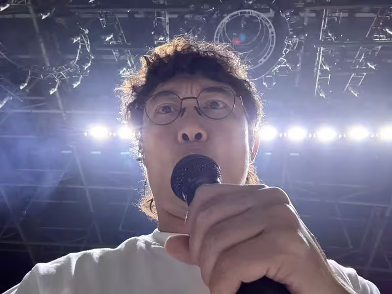 陳奕迅打卡人在高雄巨蛋。(圖/翻攝自mreasonchan IG) 陳奕迅打卡人在高雄巨蛋。(圖/翻攝自mreasonchan IG)