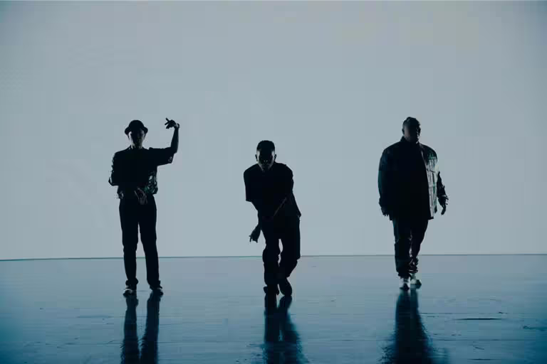 頑童 MJ116推出新歌〈Here We Are〉,唱出3人不離不棄互相扶持的心意。(本色音樂提供) 頑童 MJ116推出新歌〈Here We Are〉,唱出3人不離不棄互相扶持的心意。(本色音樂提供)