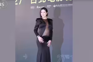 劉品言辣挺孕肚主持慘被酸民罵太露 女星看不下去幫怒嗆：是嫁到你們家嗎
