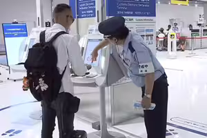 遊日注意！旅客返台刷護照「海關秒現身」　網驚：開始嚴查了