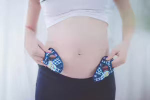 超音波見胎兒在微笑　父讚「可愛」醫卻驚覺異常！夫妻終止妊娠