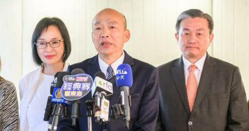 結束訪美返台！韓國瑜烙英文 萬名網友按讚稱：實力大增