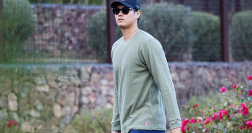 道奇官方社群分享大谷翔平私服造型 粉絲驚呼：最近超時尚！