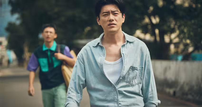 女星被設計「推倒」驚吐：以為要被襲胸！真相曝光氣罵導演「很幼稚」