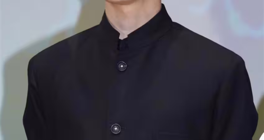 51歲朱媛媛癌逝！「兒子」易烊千璽悲痛40字發聲：山花了無痕跡