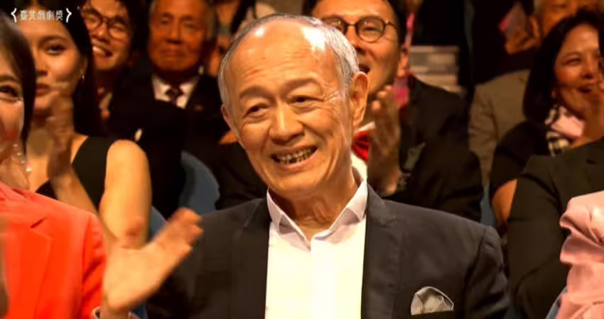 金士傑「臺北戲劇獎」抱回男演員！許富凱謝亡父超動人