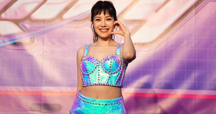 徐懷鈺潑水節喊想「濕身」！〈妙妙妙〉改電音版化身太空女DJ