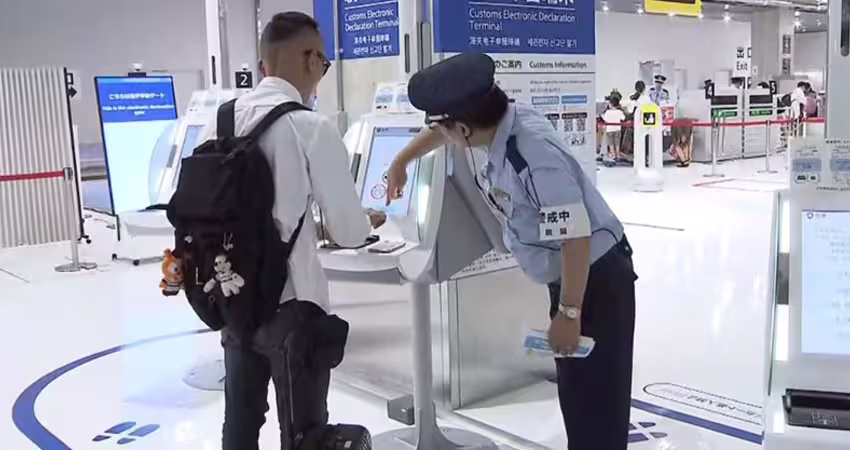 遊日注意！旅客返台刷護照「海關秒現身」　網驚：開始嚴查了