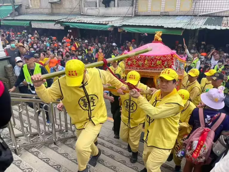 ▲白沙屯媽祖進香活動具有百年以上歷史，是一年一度的宗教盛事。（圖／翻攝自白沙屯拱天宮）